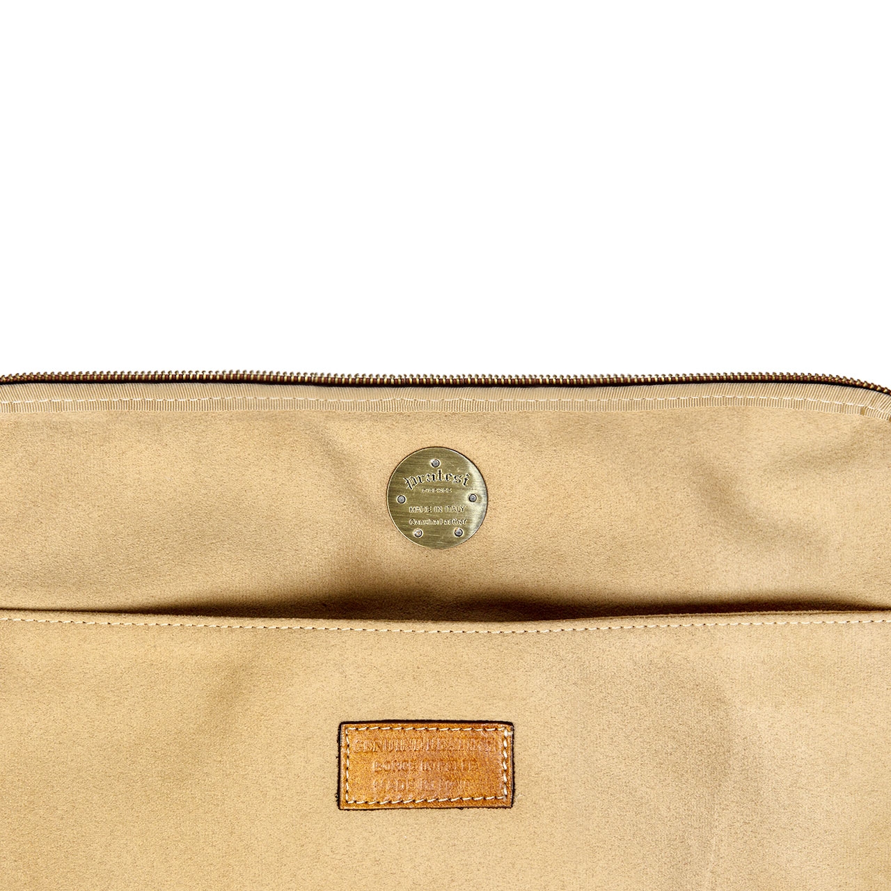 Bruce - Briefcase in Vegetable-tanned Leather