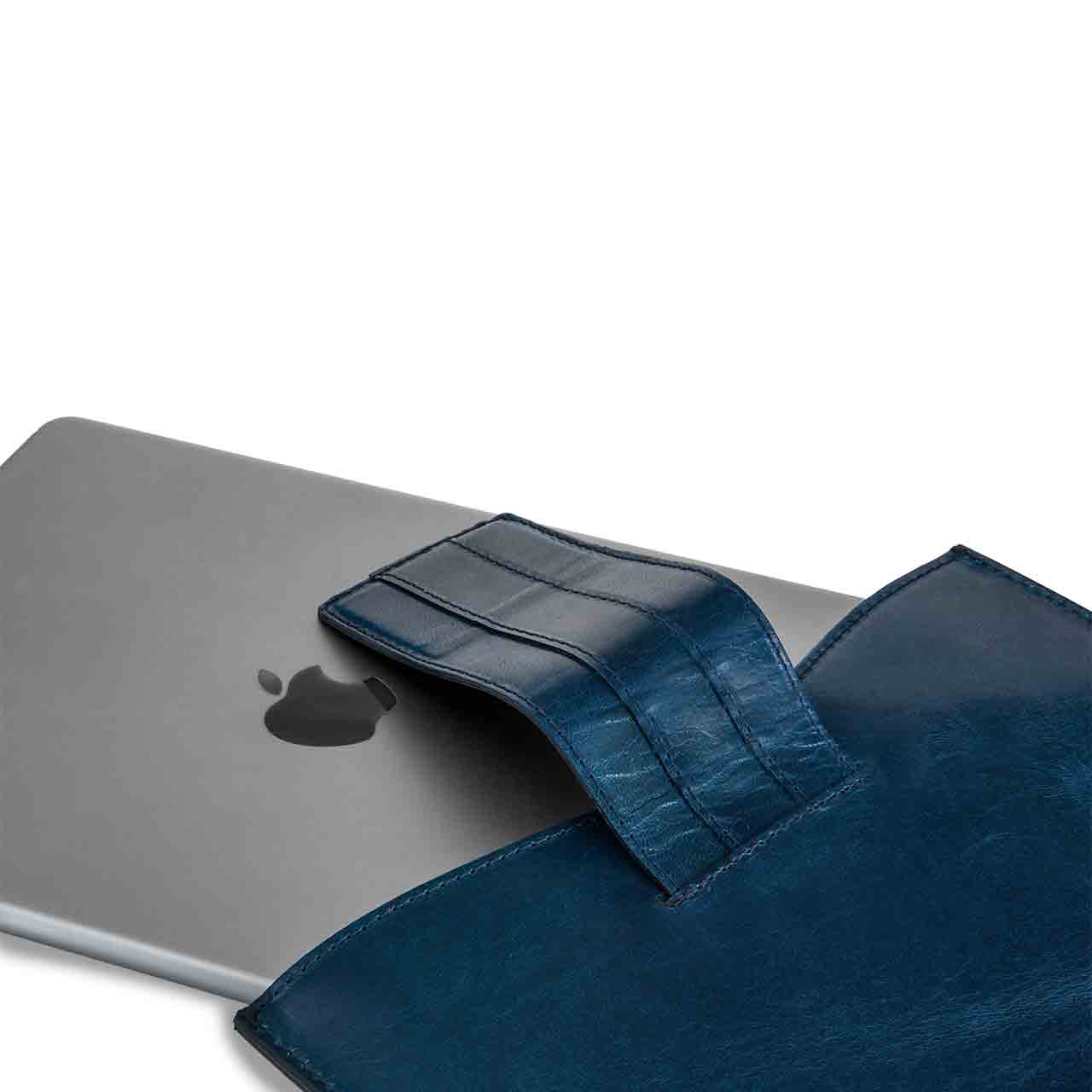 Thalia -  Ipad and tablet case in Shell cordovan Leather